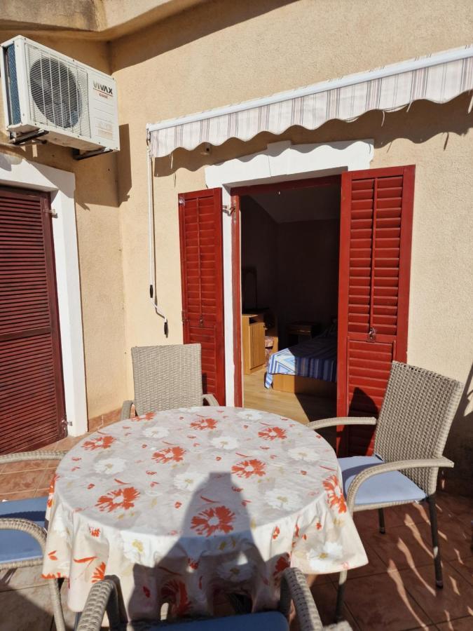 Apartmani Vesna Vir Kültér fotó
